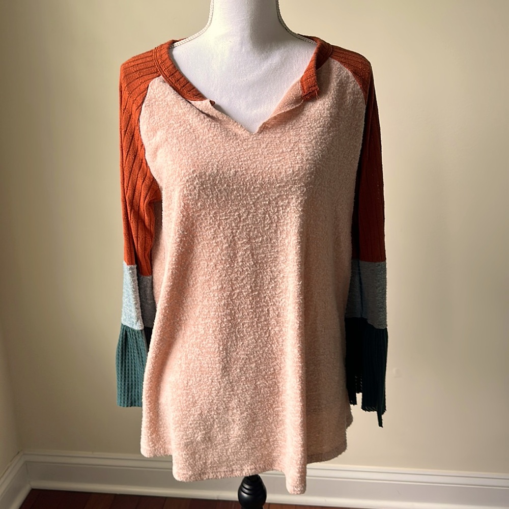 Ces Femme bell sleeve top